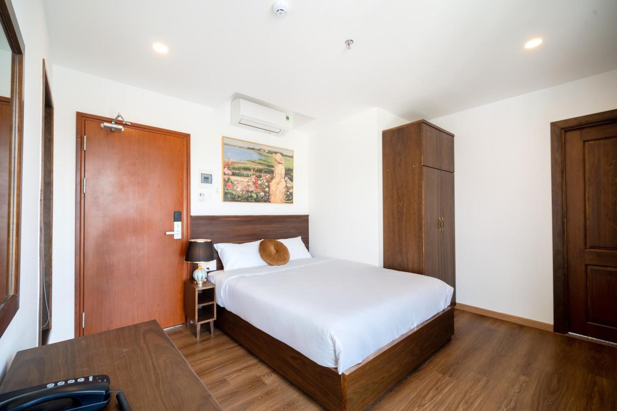 Langmandi Hotel & Apartment Дананг Екстериор снимка